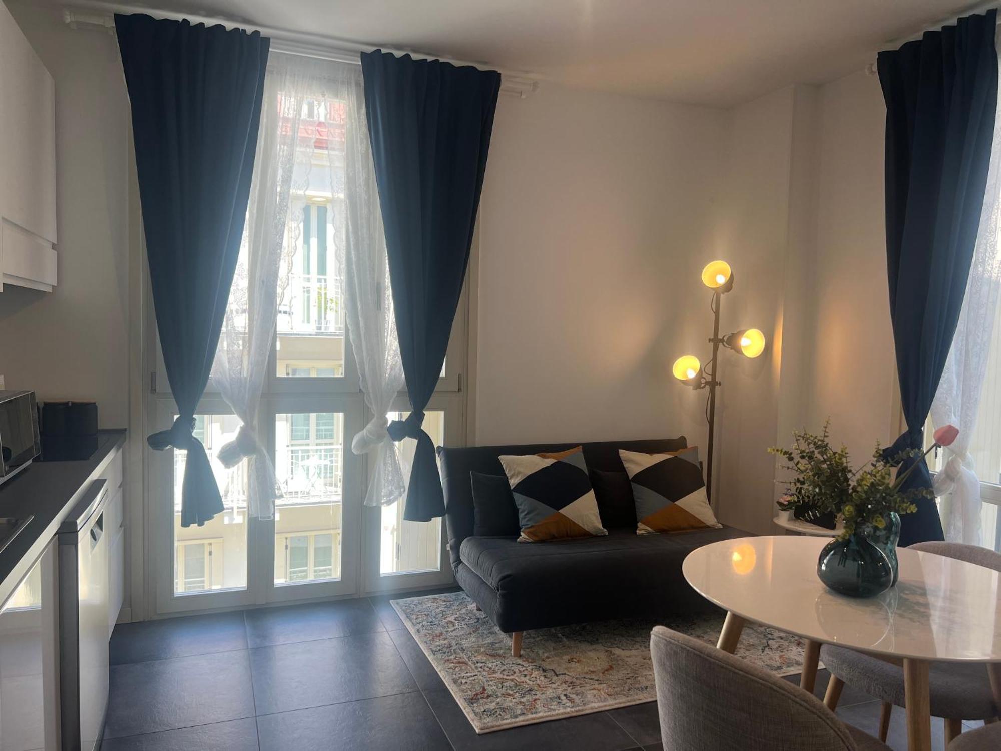 Апартаменти Regina Milano In Melegnano - Wifi, Breakfast Box And Terrace Екстер'єр фото