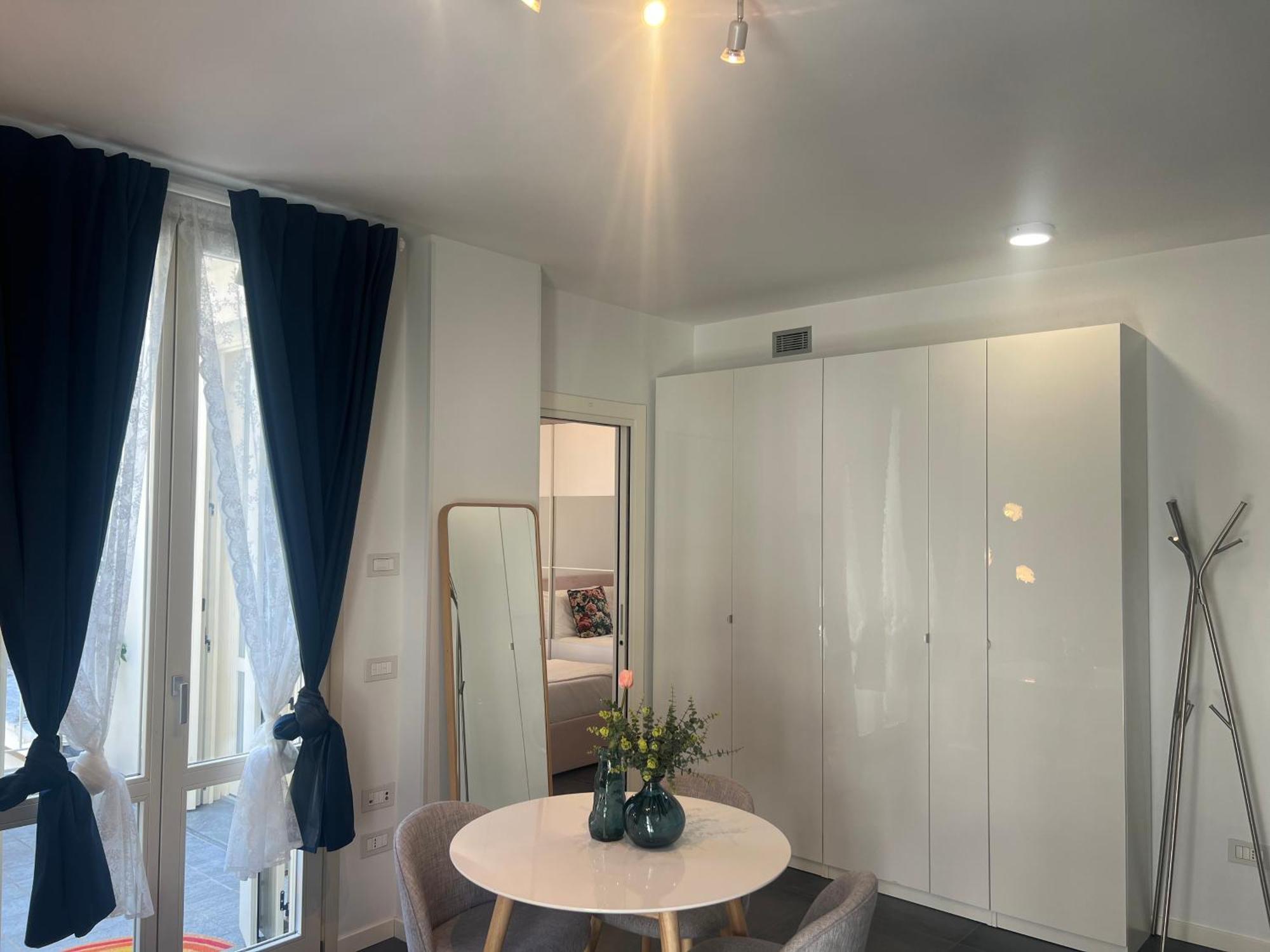 Апартаменти Regina Milano In Melegnano - Wifi, Breakfast Box And Terrace Екстер'єр фото